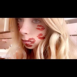 Meet your Posher, Sierra